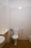 Hospedium DLJ Hostal Ben Nassar