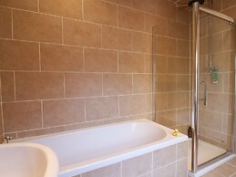 202 Salisbury Terrace