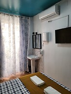 M-A Catrachos Rooms