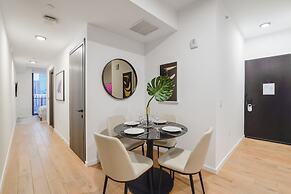 Studio with a City View Near Bayside