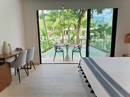 WARM STUDIO SWIM UP CPL B108 By SANDY POWERFUL