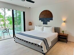 WARM STUDIO SWIM UP CPL B108 By SANDY POWERFUL