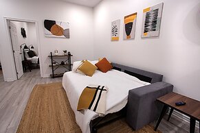 Unique Stays - 3658 Boul. Saint-Laurent