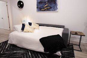 Unique Stays - 3658 Boul. Saint-Laurent