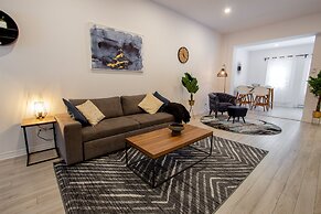 Unique Stays - 3658 Boul. Saint-Laurent