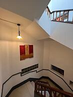 HOTEL PERLA CENTRAL MALECON