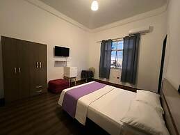 HOTEL PERLA CENTRAL MALECON