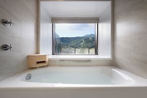 Nikko Style Niseko HANAZONO