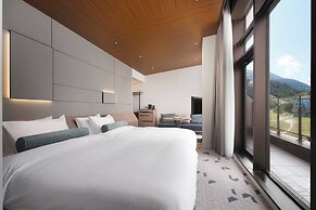 Nikko Style Niseko HANAZONO