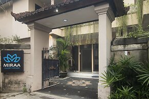 Miraa Guest House & Resto