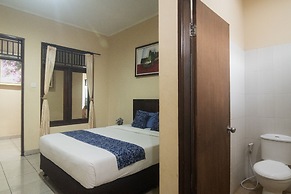 Miraa Guest House & Resto