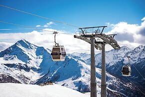 Borgata Family Studio Ski In Ski Out 300m