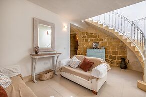 Ta'patee Pool Farmhouse in Gozo