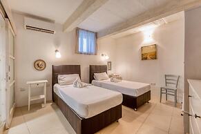 Ta'patee Pool Farmhouse in Gozo