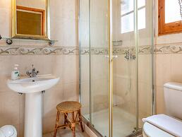 Ta'leli Pool Farmhouse in Gozo