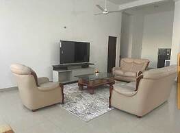 Lux Suites Mkomani Beachfront Apartment