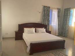 Lux Suites Mkomani Beachfront Apartment
