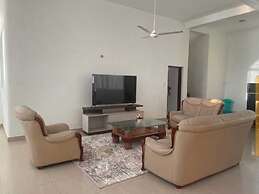 Lux Suites Mkomani Beachfront Apartment