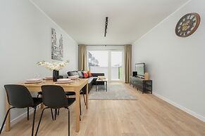 Pleasant Decor & Parking by Renters
