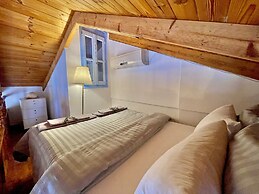 Seafront - Harbour view Nikolakis