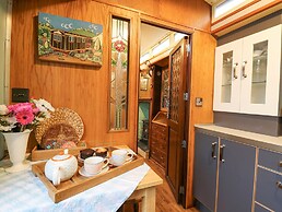 Dolly the Circus Wagon