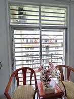 HOMESTAY AINIS GUEST HOUSE