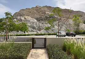 Mh- Spectacular Villa in Address Beach Resort Fujairah
