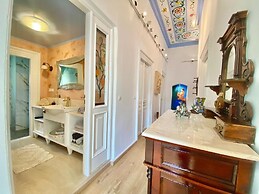 Athenas - Neoclassic Harbour View