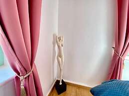 Athenas - Neoclassic Harbour View