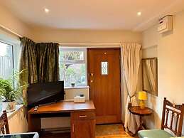 Fab Studio Room in Botley, Oxford