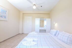 The Mayflower Studios & Apartments