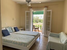 The Mayflower Studios & Apartments