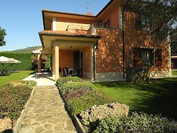 Villino Blu Private Villa on the Chianti Hils 10 Plus 2 pax