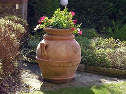 Villino Blu Private Villa on the Chianti Hils 10 Plus 2 pax