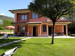 Villino Blu Private Villa on the Chianti Hils 10 Plus 2 pax