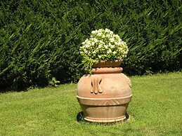 Villino Blu Private Villa on the Chianti Hils 10 Plus 2 pax