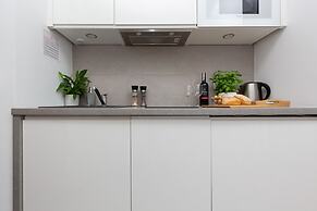 Apartment Varsovia Kasprzaka by Renters