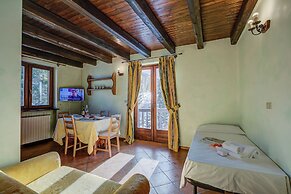 Belvedere Apartments A21