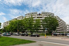 Business Apartment Warsaw by Renters