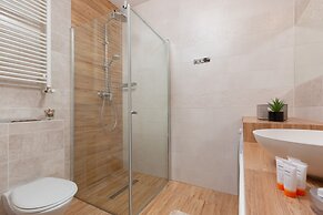 Business Apartment Warsaw by Renters