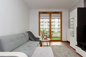 Business Apartment Warsaw by Renters