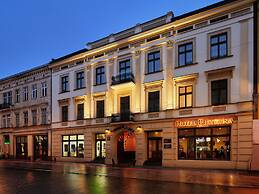 Hotel Pietryna