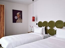 Hotel Pietryna