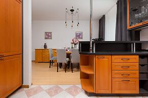 Apartment Near the Airport by Renters