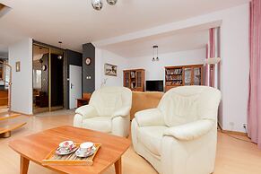 Apartment Near the Airport by Renters