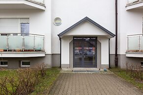 Apartment Near the Airport by Renters