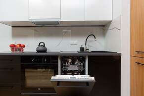 Atrium Promenada Apartment by Renters