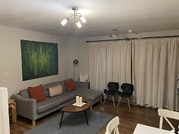 Charming 2-bed Apartment in Bow, London