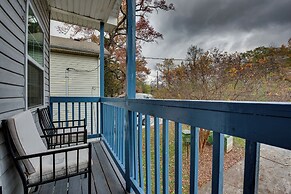 Idyllic Atlanta Apartment: 6 Mi to Airport