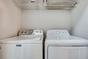 Idyllic Atlanta Apartment: 6 Mi to Airport